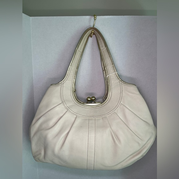 Coach | Bags | Coach Kiss Lock Ergo Shoulder Bag White And Gold